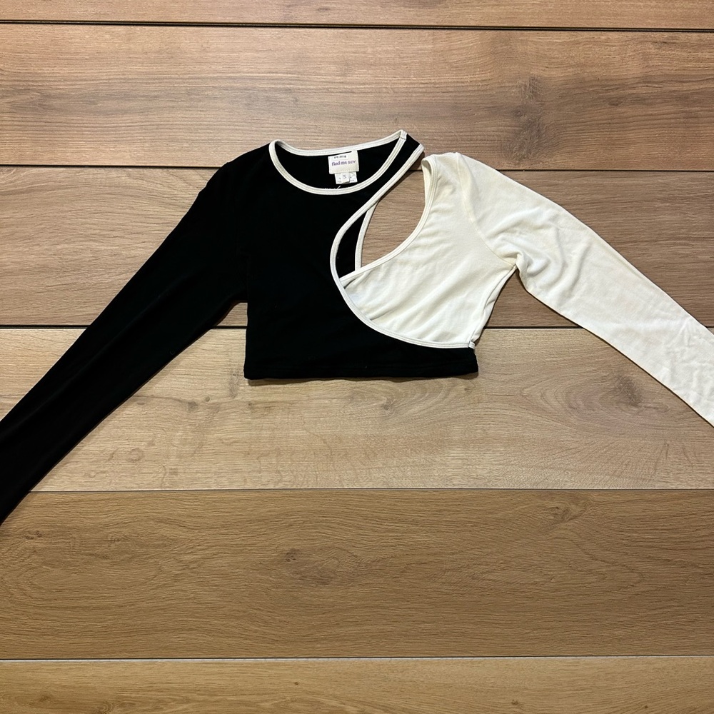 Find me Now Leo Yin Yang top